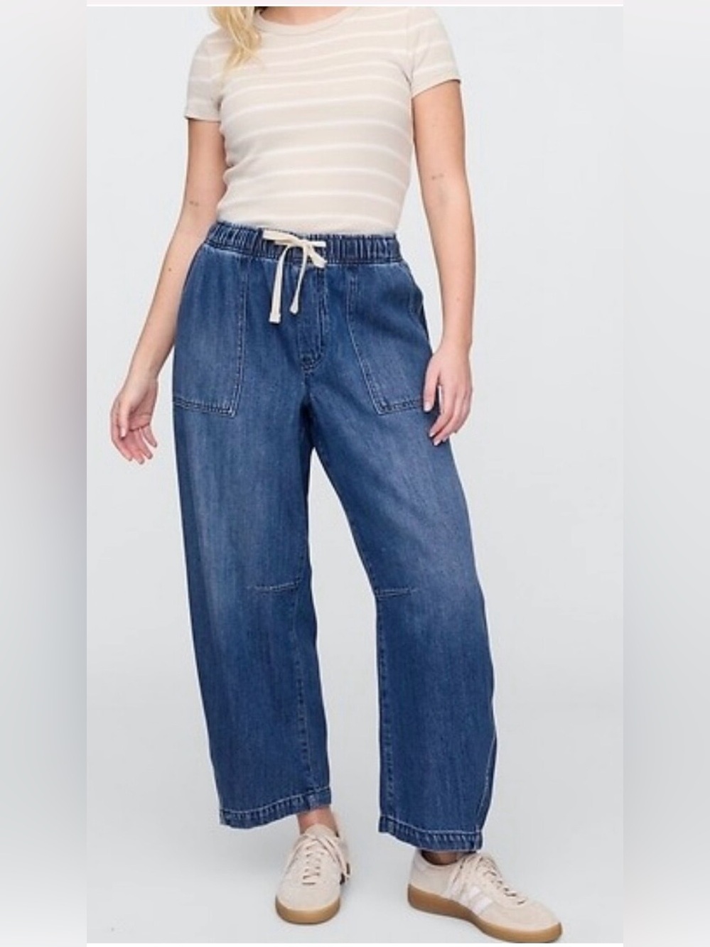 NWT Gap Pull-on Barrel Jeans, size S